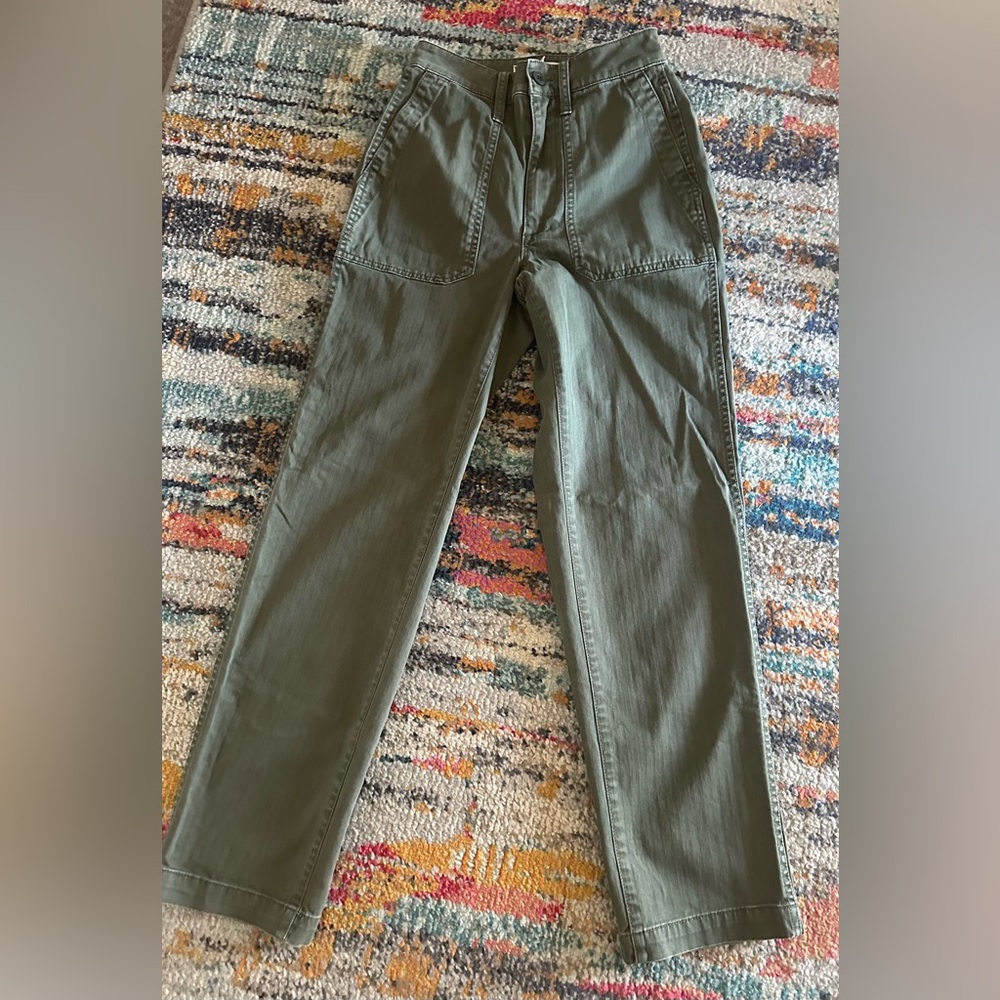 Madewell Army Green Trousers. Size 23.